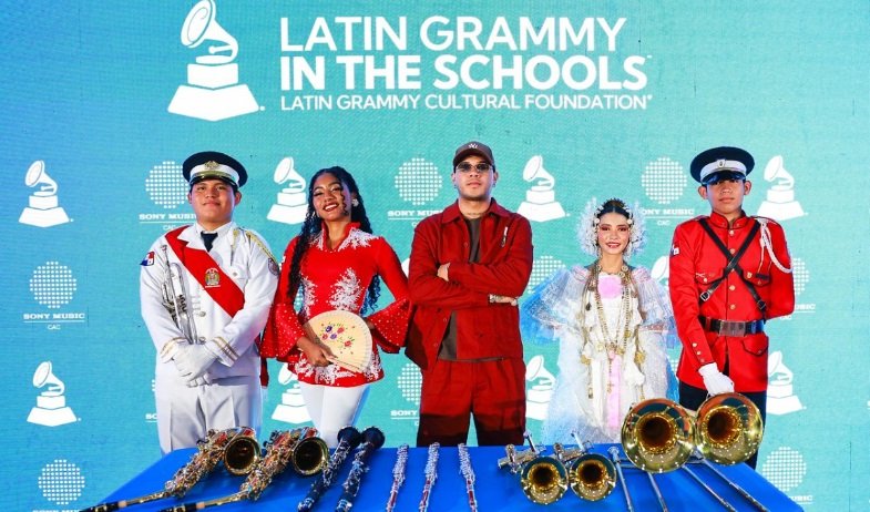 Latin Grammy fortalece educación musical en jóvenes de Panamá