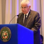 Carrizo afronta cargos por corrupción y enriquecimiento en Panamá