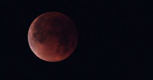 Eclipse lunar total será visible el 3 de marzo de 2026