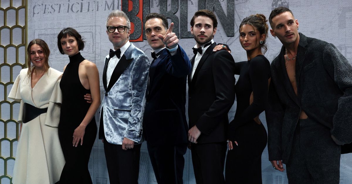 Netflix presenta tráiler y expande el universo de La Casa de Papel