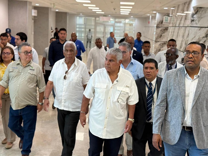 Mulino refuerza integración total entre la CSS y el Minsa en Panamá