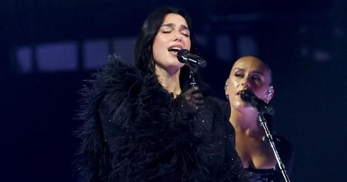 Dua Lipa y Callum Turner celebrarán boda privada en Sicilia