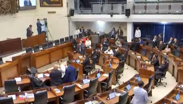 Panamá debate reformas fiscales para fortalecer transparencia internacional