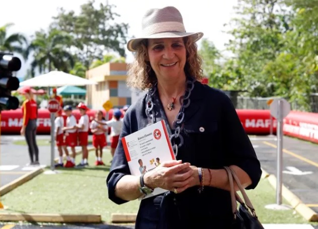 Infanta Elena visita en Panamá proyecto para madres adolescentes