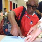 Iván Cepeda presenta certificado médico y confirma salud óptima