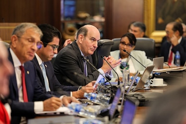 Presupuesto de Panamá 2027 prioriza inversión y pago de deuda