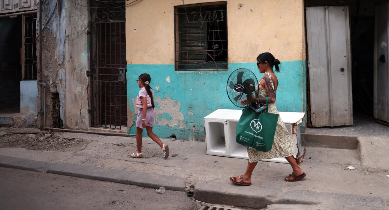 EE.UU. refuerza bloqueo y sanciones a Cuba tras seis meses