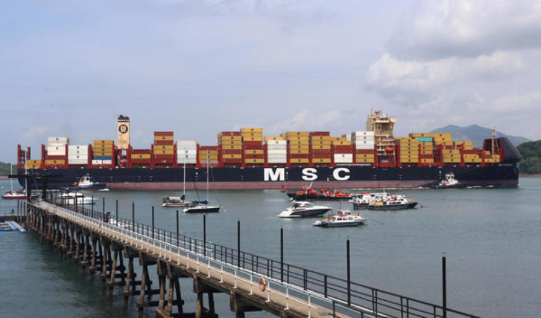 Canal de Panamá reduce calado de buques Neopanamax por El Niño