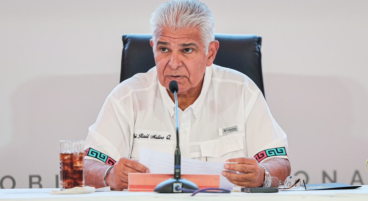 Panamá impulsa modernización de puertos y refuerza logística