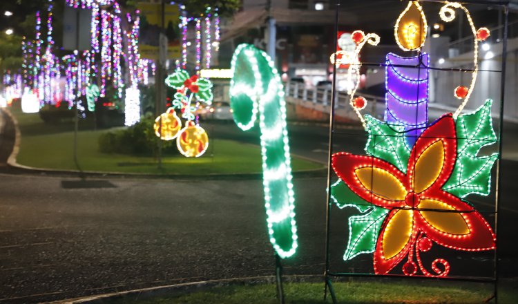 Alcaldía de Panamá adjudica alumbrado navideño a Disaroca