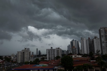 IMHPA alerta por llegada de onda tropical con lluvias intensas