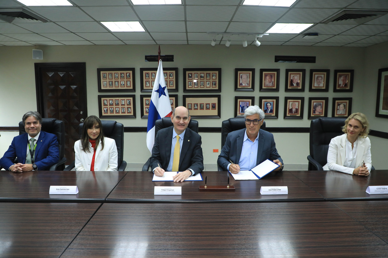 Panamá y Banco Mundial acuerdan modernización del catastro nacional