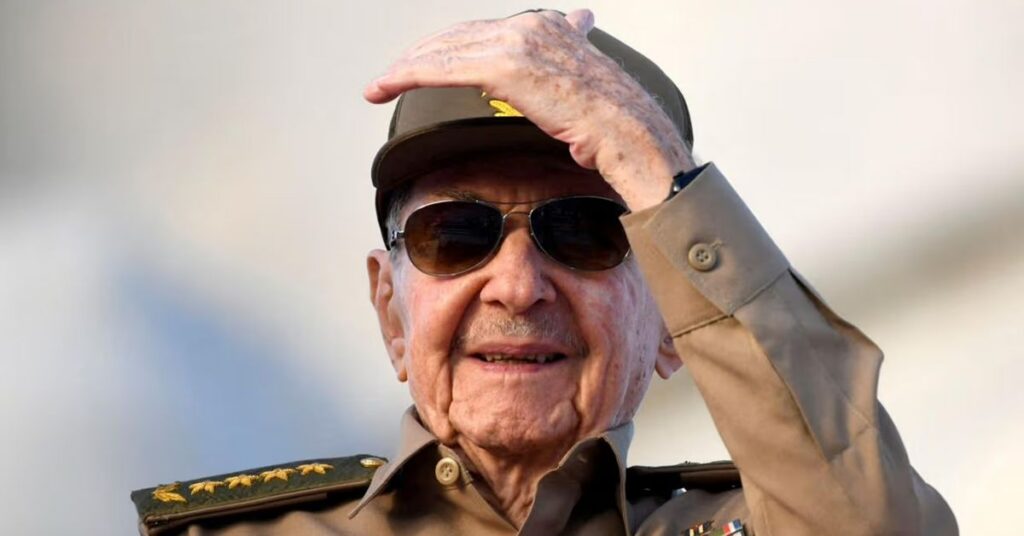 Raúl Castro reaparece en homenaje a Fidel Castro en La Habana