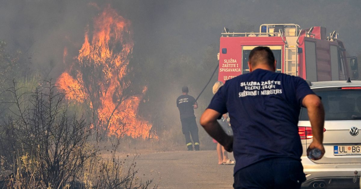 Incendios forestales se agravan en Europa por olas de calor