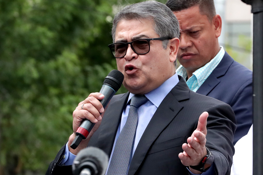 Juan Orlando Hernández busca libertad en caso de fraude y lavado