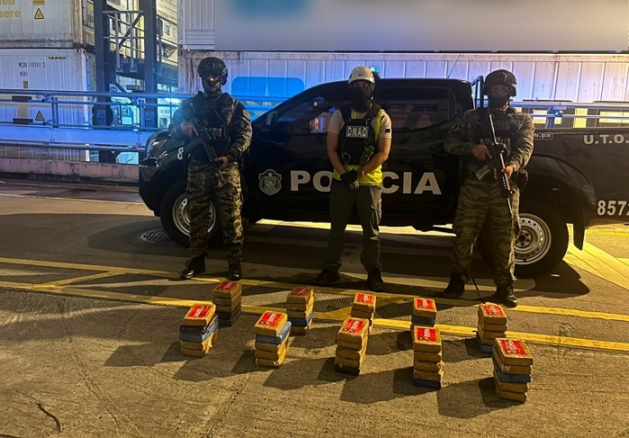 Panamá incauta 50 paquetes de droga en contenedor rumbo a Bélgica