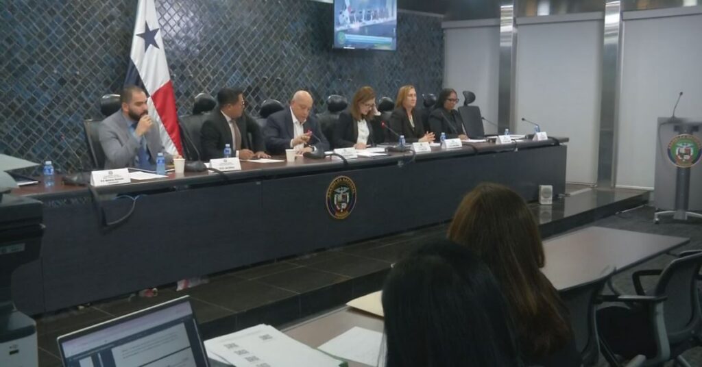 Asamblea Nacional impulsa política para personas sin hogar en Panamá