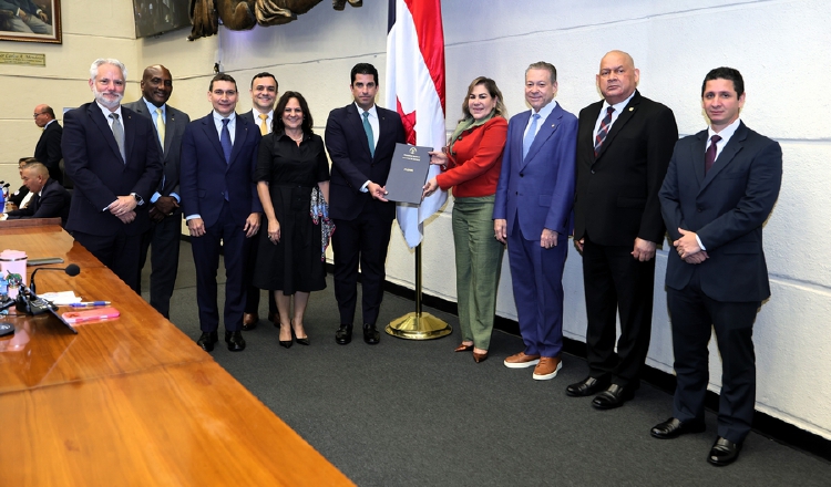 Asamblea aprueba presupuesto 2026-2027 del Canal de Panamá