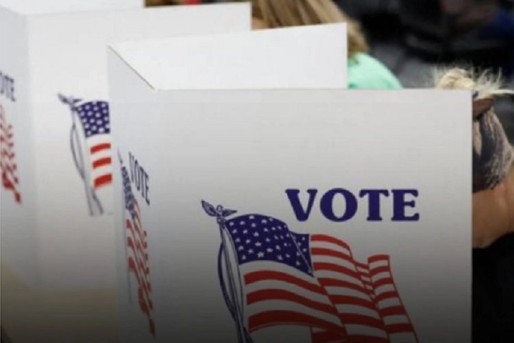 Oficinas electorales en EE UU evacuadas por sobres sospechosos